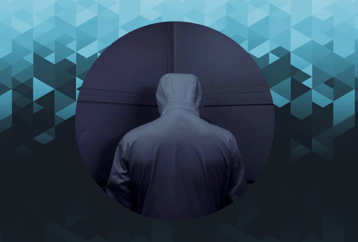 Scammer Swipes $1 Million in Crypto and NFTs in 24 Hours